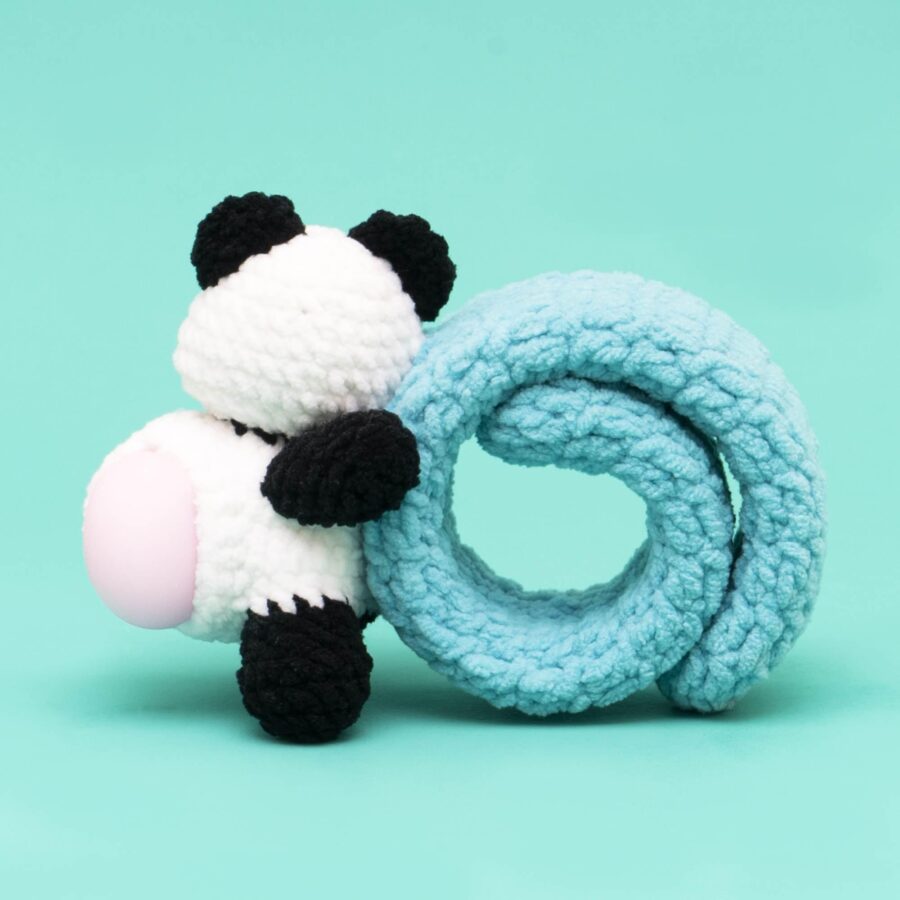 Press Bubble animal with Slap Bracelets Crochet Kit - Image 3