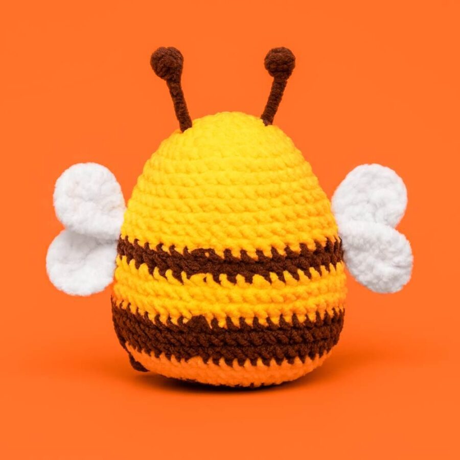 Cute Magnetic Animals Capybara Bee Little Fish Love Bear Crochet Kit - Image 14