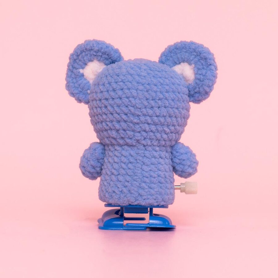 Cute Animal Walking Elephant Crochet Kit - Image 3