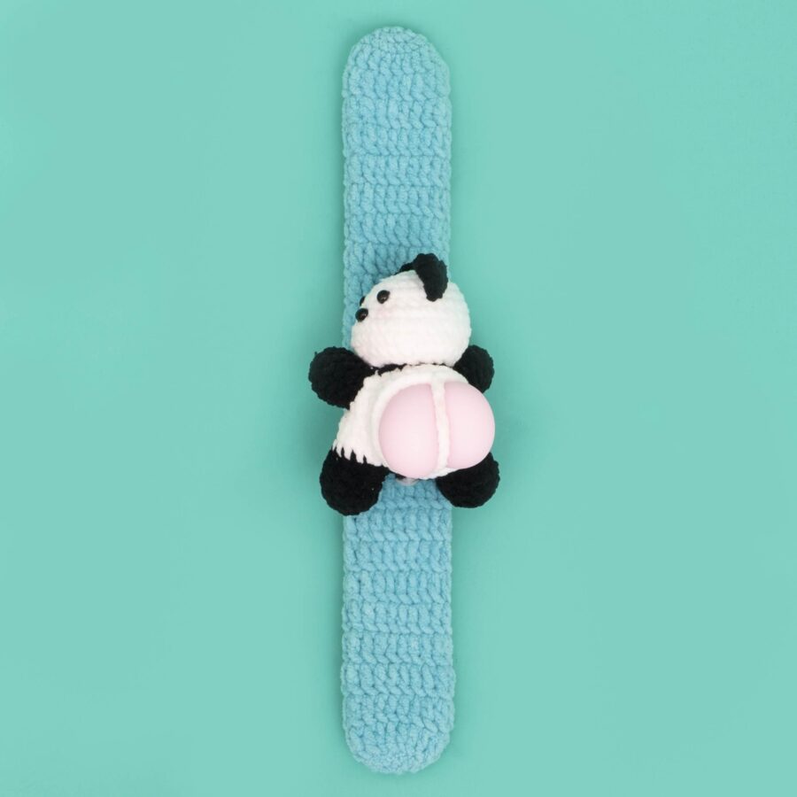 Press Bubble animal with Slap Bracelets Crochet Kit - Image 4